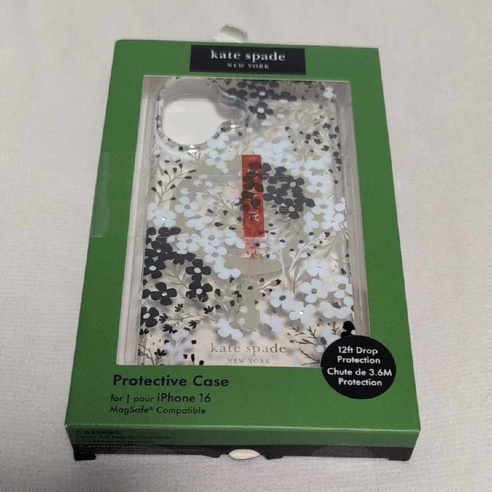 kate spade Black and White Floral iPhone 16 Case - Picture 2 of 8